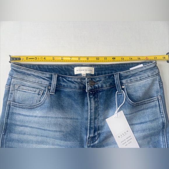 RISEN High Rise Straight cropped Leg Step Hem Jeans stretch light wash 15/32 NWT - Picture 5 of 11